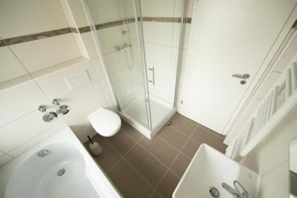 Bruehl Mitte, Neu Renoviertes Haus Villa Екстериор снимка