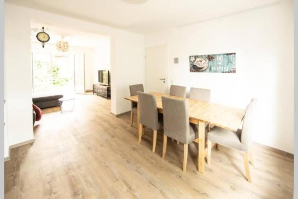 Bruehl Mitte, Neu Renoviertes Haus Villa Екстериор снимка